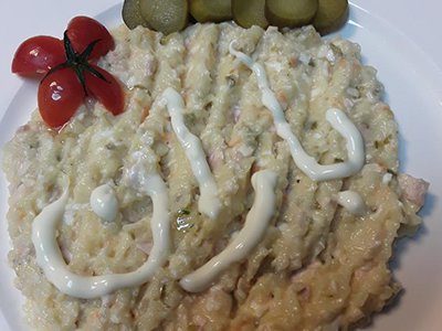 Salad Olovieh