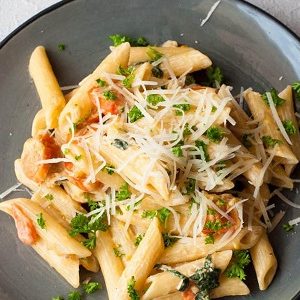 Penne Pasta With Alfredo Sauce